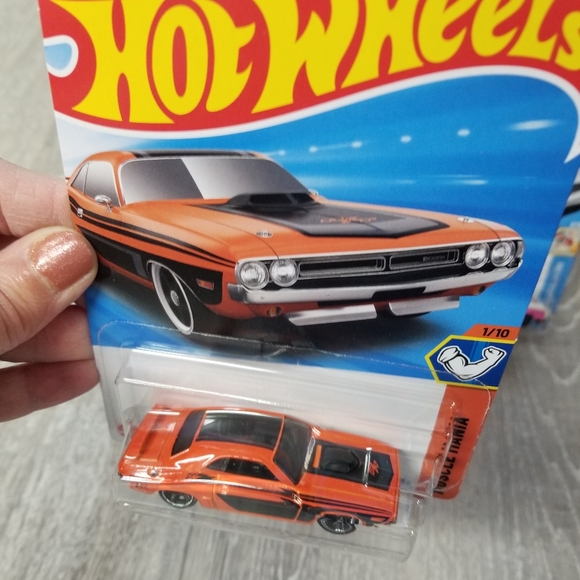 Hot Wheels Muscle Car Bundle - Picture 5 of 8